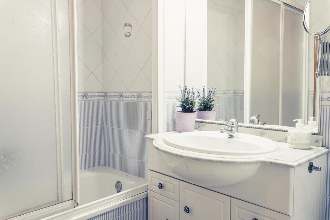 Apartamentos La Machacona Plaza Mayor Caces エクステリア 写真