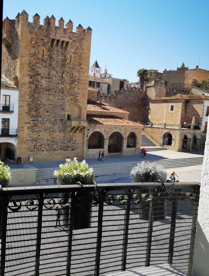 Apartamentos La Machacona Plaza Mayor Caces エクステリア 写真